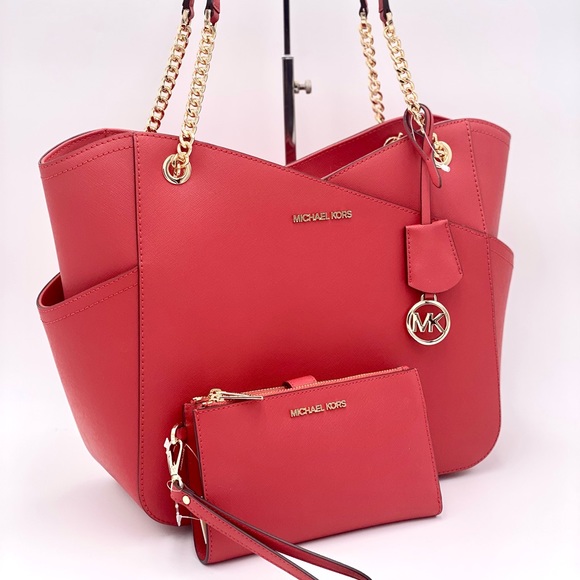 Michael Kors Large Chain Shoulder Bag and Wallet Set Red - Picture 2 of 10
